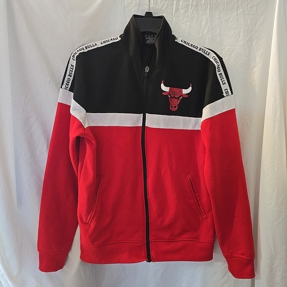 NBA Other - NBA Full-zip Chicago Bulls Track Jacket‎ Retro Chicago Bulls Spellout Size S